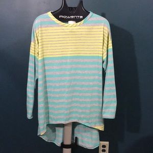 Long-sleeve, striped hi-li top